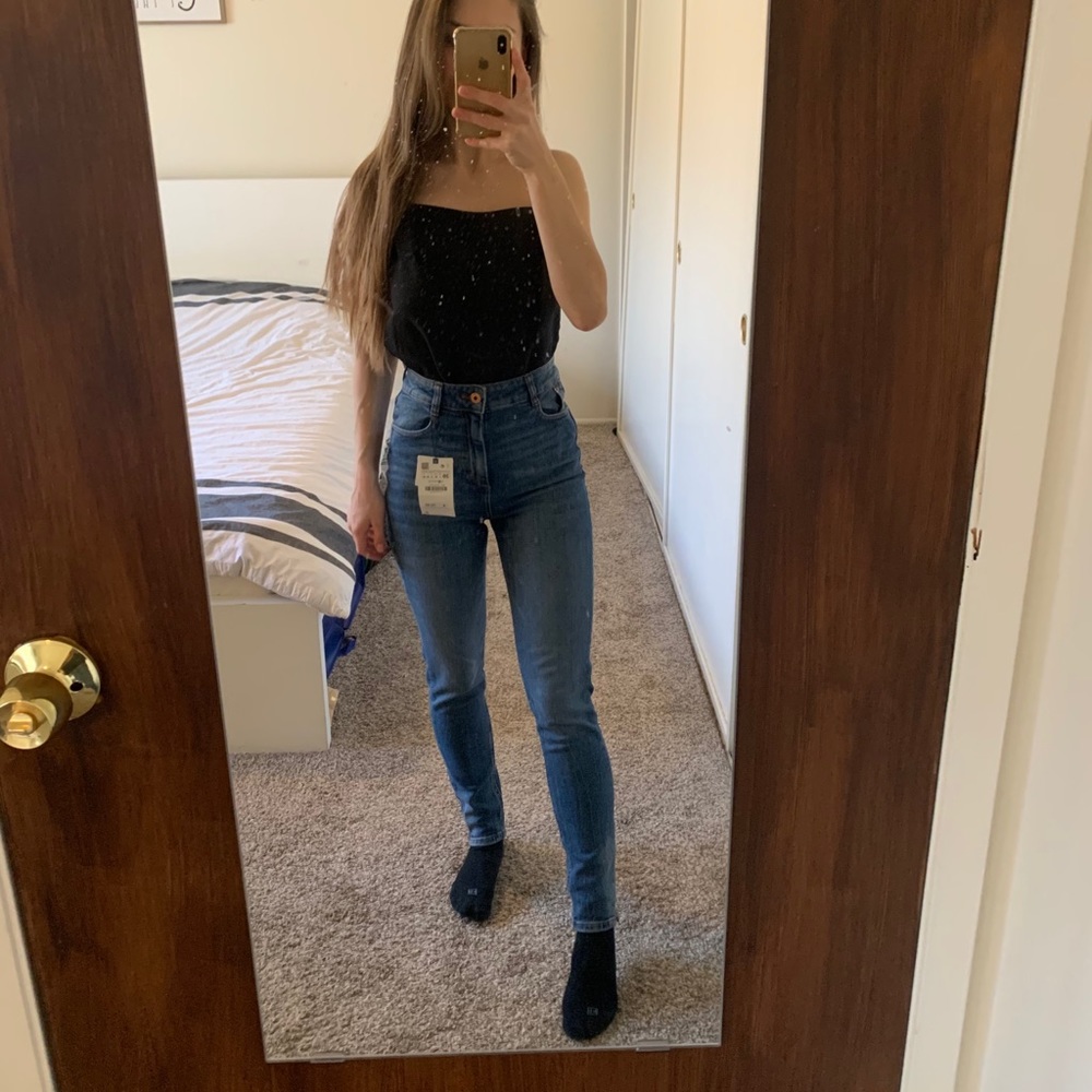 Brand New with tags Zara Jeans.